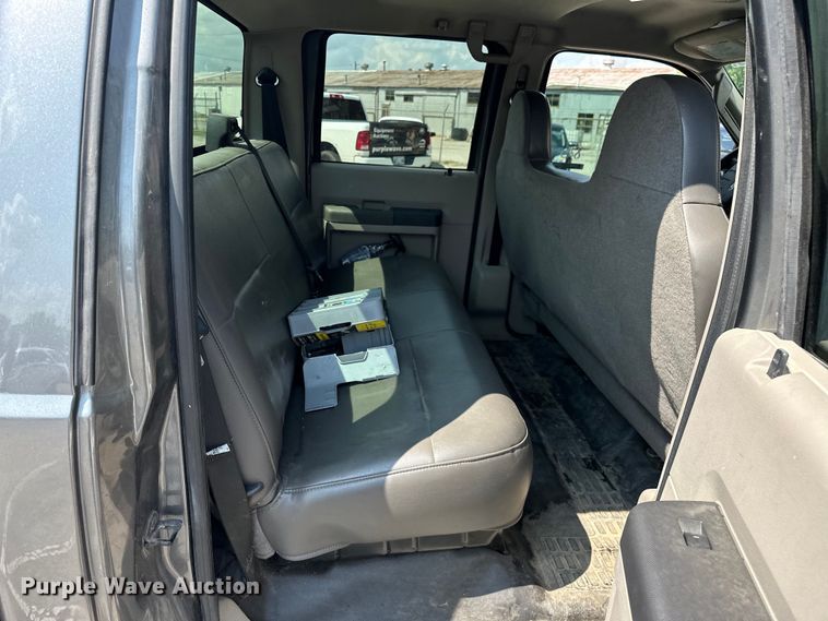 image for item EG0501 2009 Ford F250 Super Duty Crew Cab pickup truck