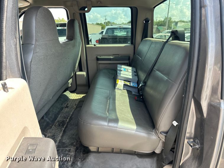 image for item EG0501 2009 Ford F250 Super Duty Crew Cab pickup truck