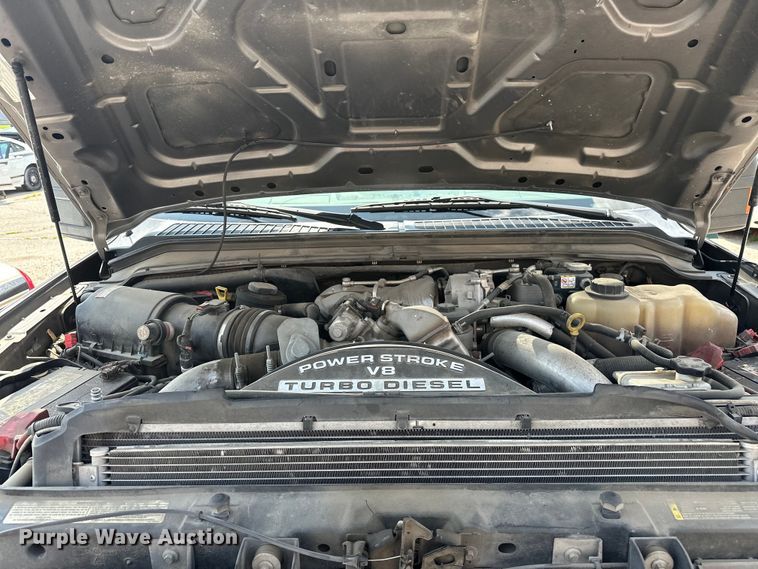 image for item EG0501 2009 Ford F250 Super Duty Crew Cab pickup truck