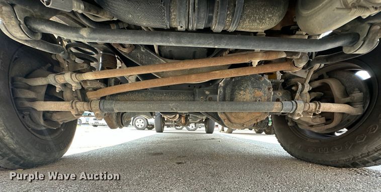 image for item EG0501 2009 Ford F250 Super Duty Crew Cab pickup truck