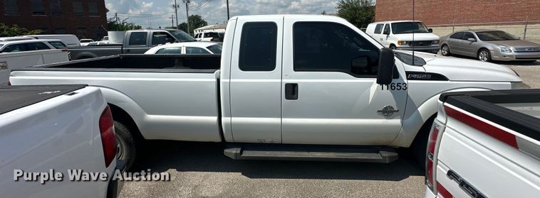 image for item EG0503 2011 Ford F250 Super Duty SuperCab pickup truck