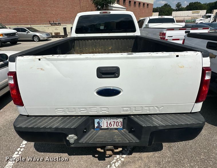 image for item EG0503 2011 Ford F250 Super Duty SuperCab pickup truck