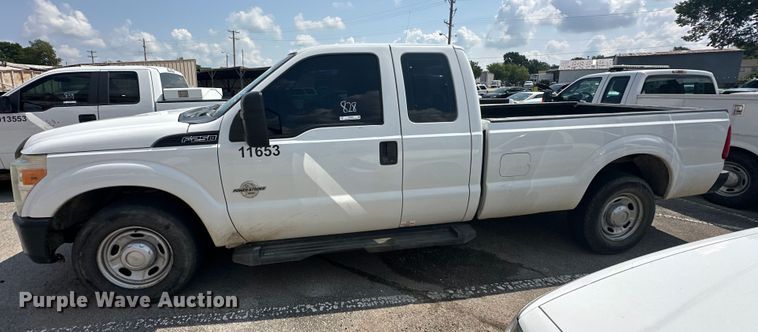 image for item EG0503 2011 Ford F250 Super Duty SuperCab pickup truck