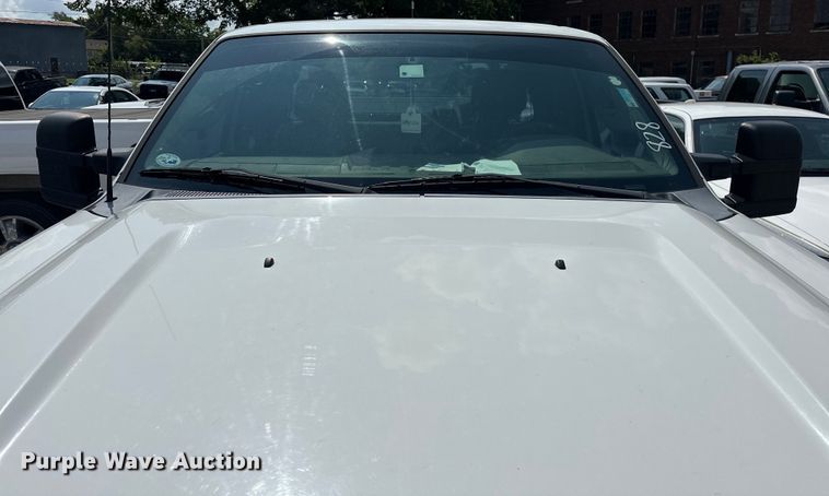 image for item EG0503 2011 Ford F250 Super Duty SuperCab pickup truck