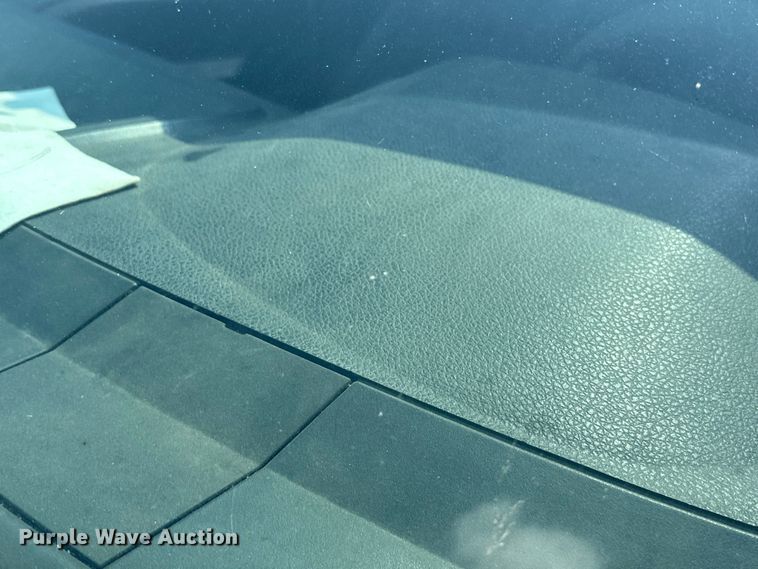 image for item EG0503 2011 Ford F250 Super Duty SuperCab pickup truck