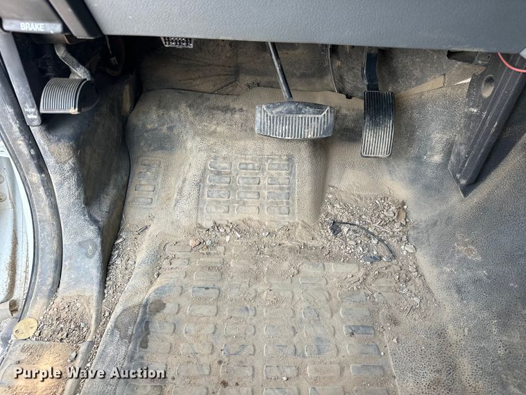 image for item EG0503 2011 Ford F250 Super Duty SuperCab pickup truck