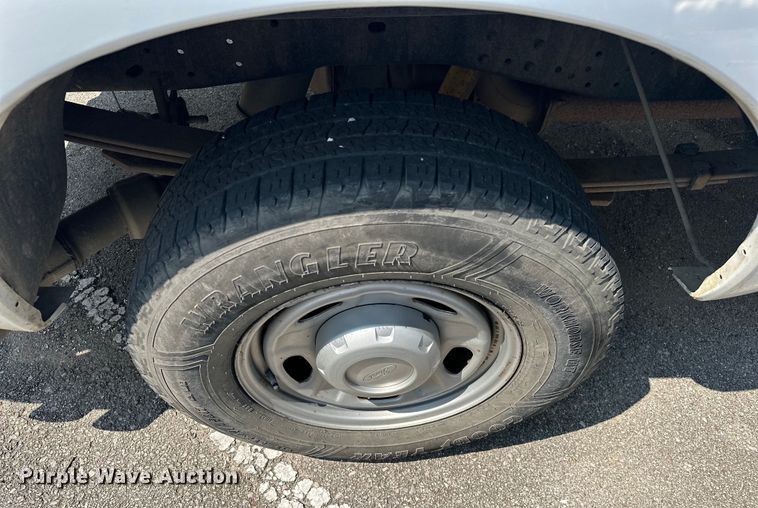 image for item EG0503 2011 Ford F250 Super Duty SuperCab pickup truck