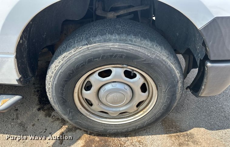 image for item EG0504 2013 Ford F150 SuperCab pickup truck