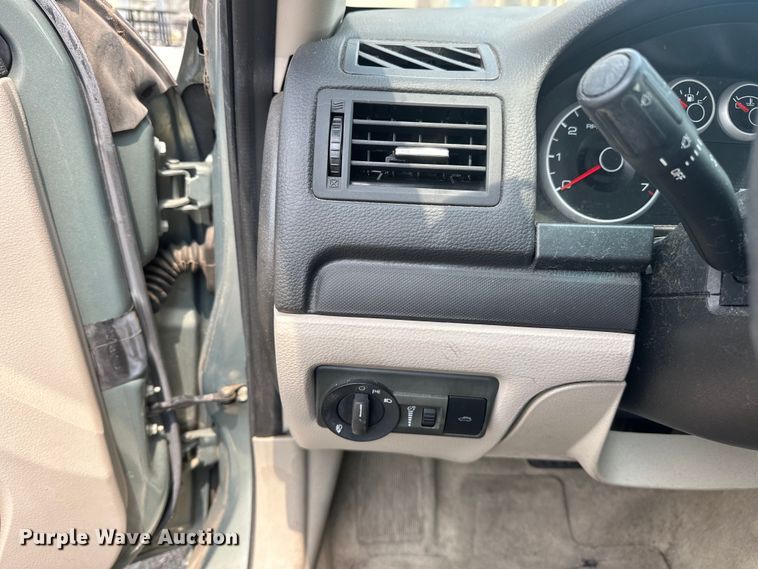 image for item EG0505 2008 Ford Fusion 