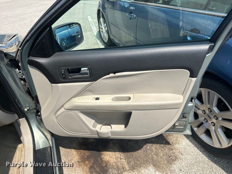image for item EG0505 2008 Ford Fusion 