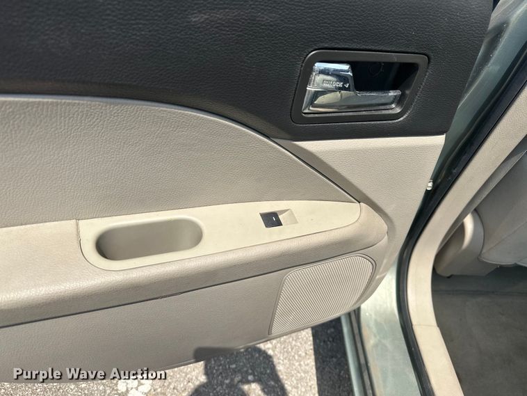 image for item EG0505 2008 Ford Fusion 