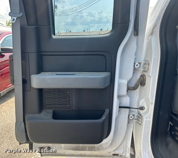 image for item EG0510 2013 Ford F150 SuperCab pickup truck