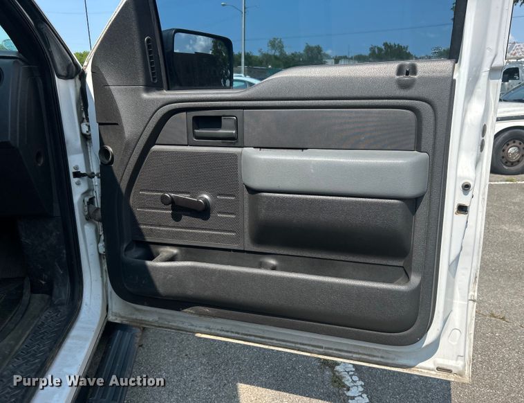 image for item EG0510 2013 Ford F150 SuperCab pickup truck