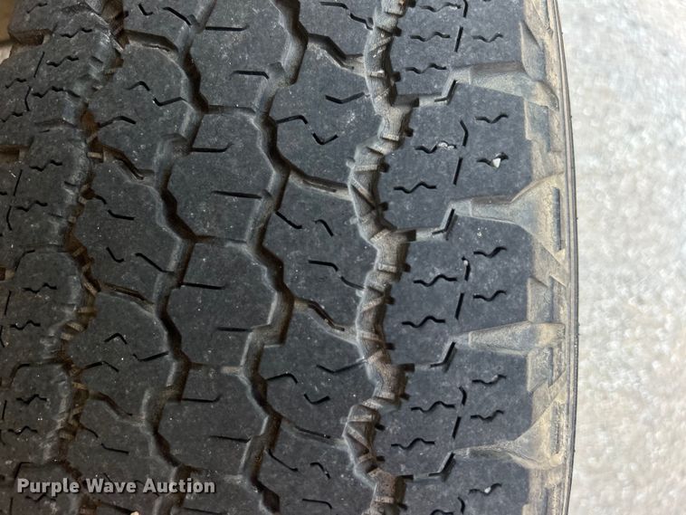 image for item EG0510 2013 Ford F150 SuperCab pickup truck