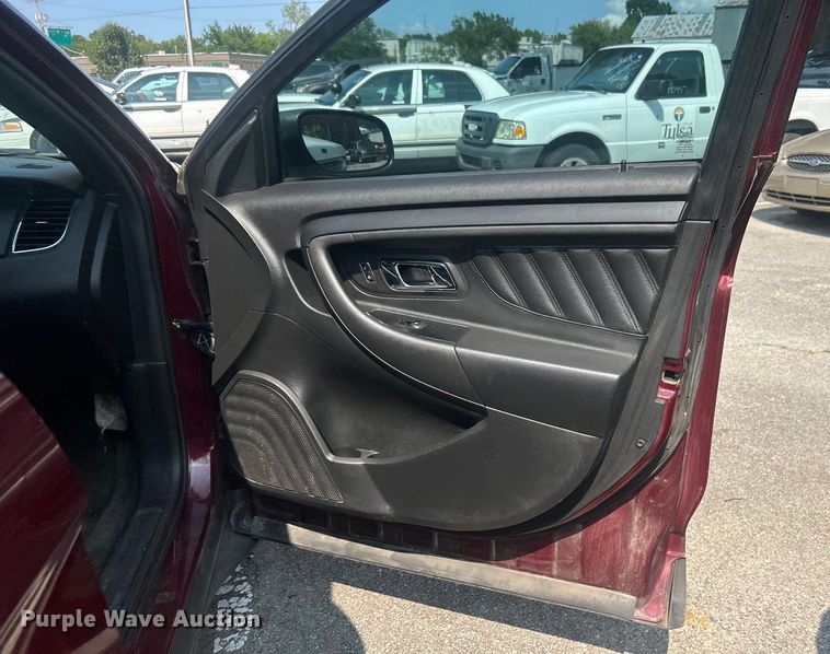 image for item EG0511 2014 Ford Taurus Police Interceptor 