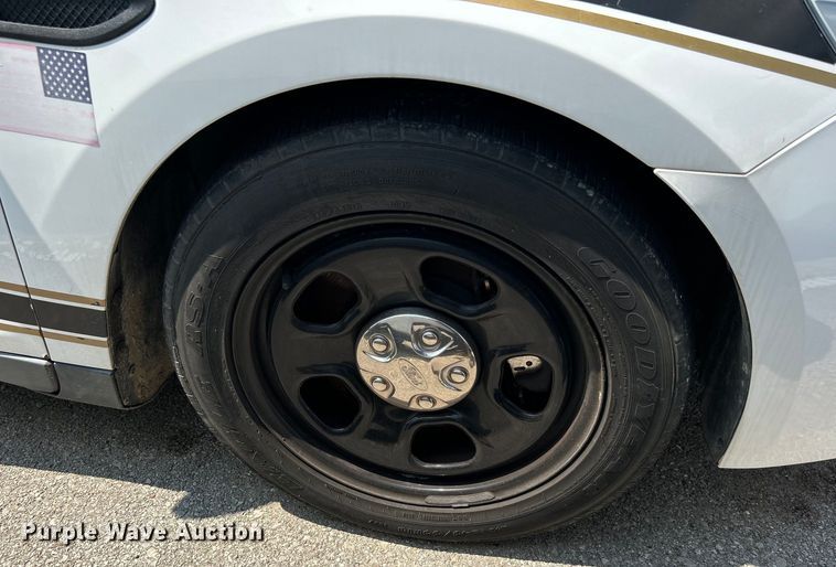 image for item EG0519 2013 Ford Taurus Police Interceptor 