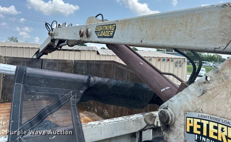 image for item EG0522 2017 Kenworth T370 grapple crane truck