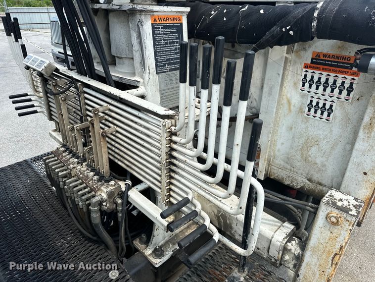 image for item EG0522 2017 Kenworth T370 grapple crane truck