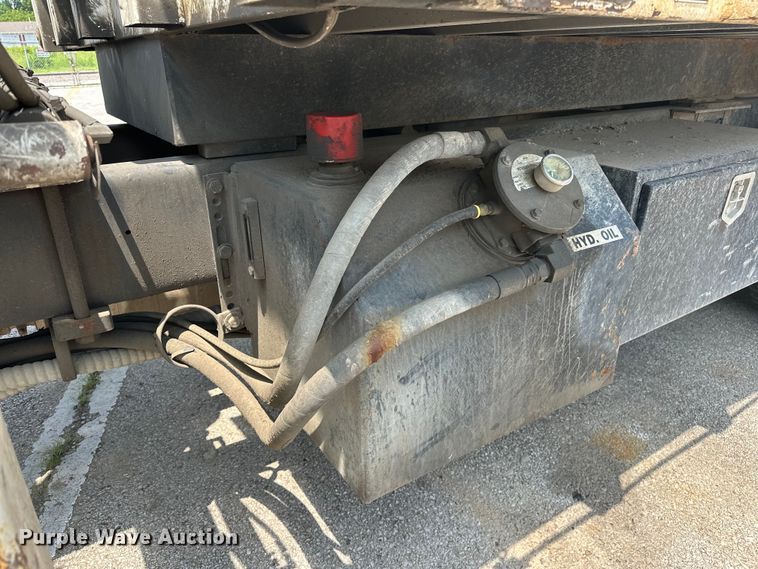 image for item EG0522 2017 Kenworth T370 grapple crane truck