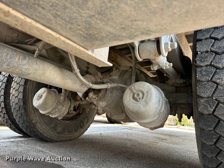 image for item EG0522 2017 Kenworth T370 grapple crane truck