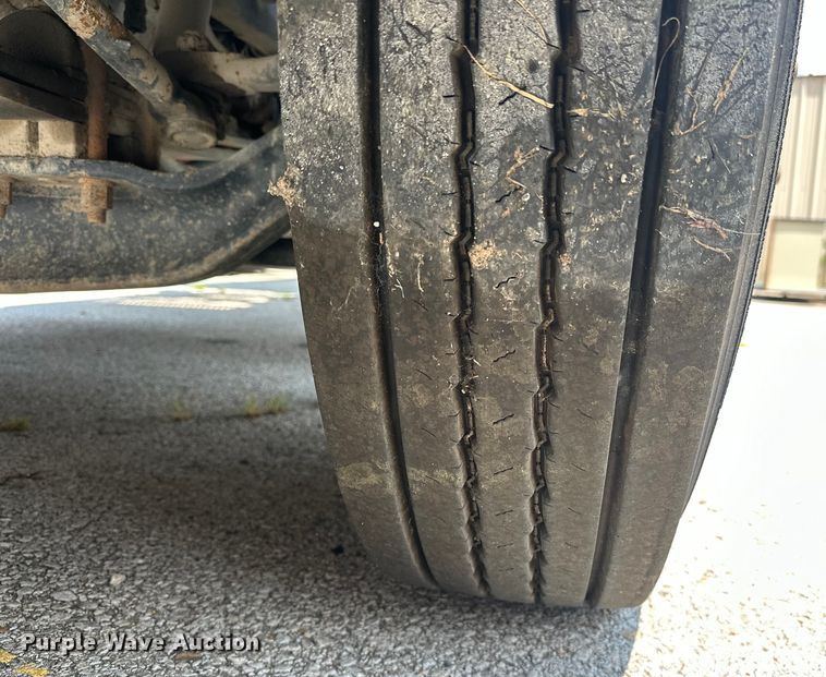 image for item EG0522 2017 Kenworth T370 grapple crane truck