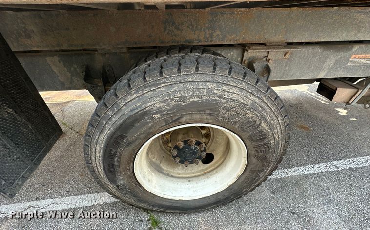 image for item EG0522 2017 Kenworth T370 grapple crane truck