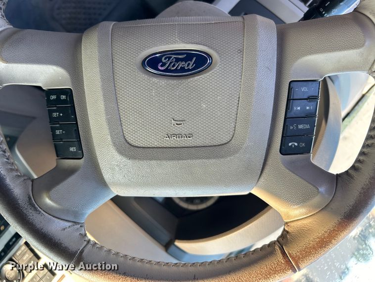 image for item EG0535 2009 Ford Escape Hybrid SUV