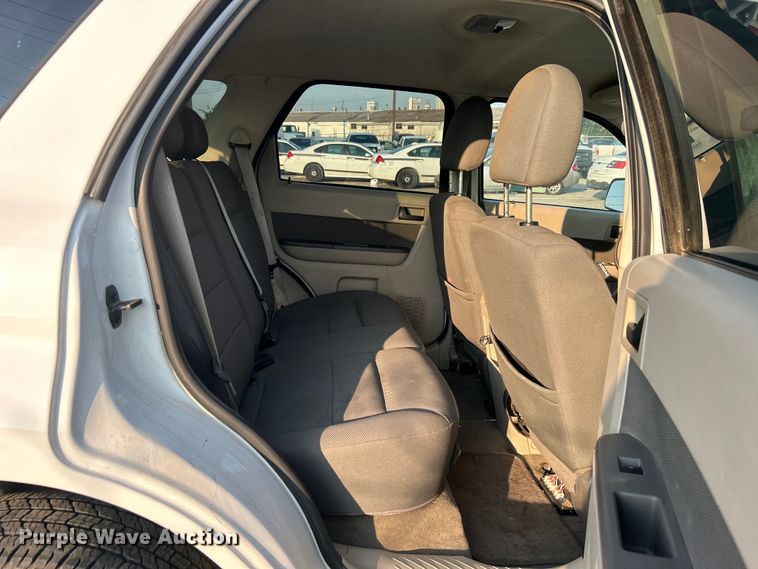 image for item EG0535 2009 Ford Escape Hybrid SUV