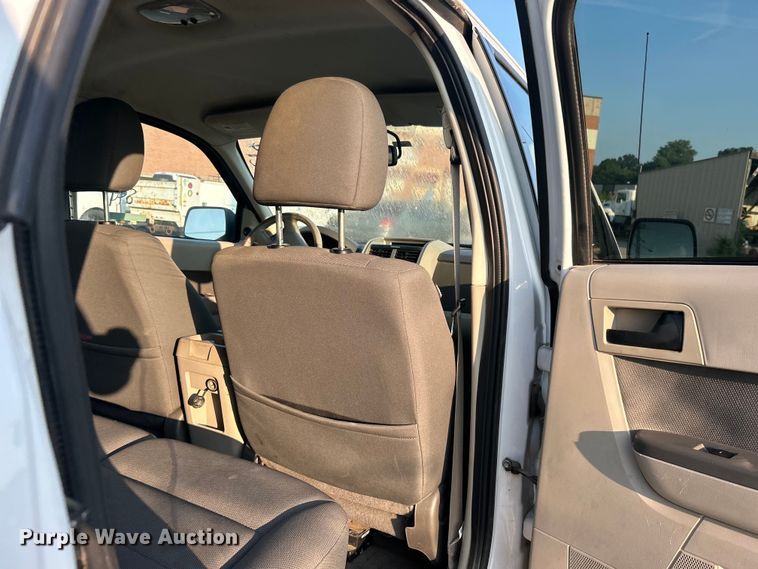 image for item EG0535 2009 Ford Escape Hybrid SUV