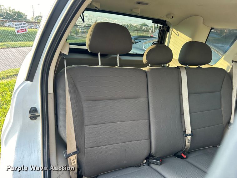 image for item EG0535 2009 Ford Escape Hybrid SUV