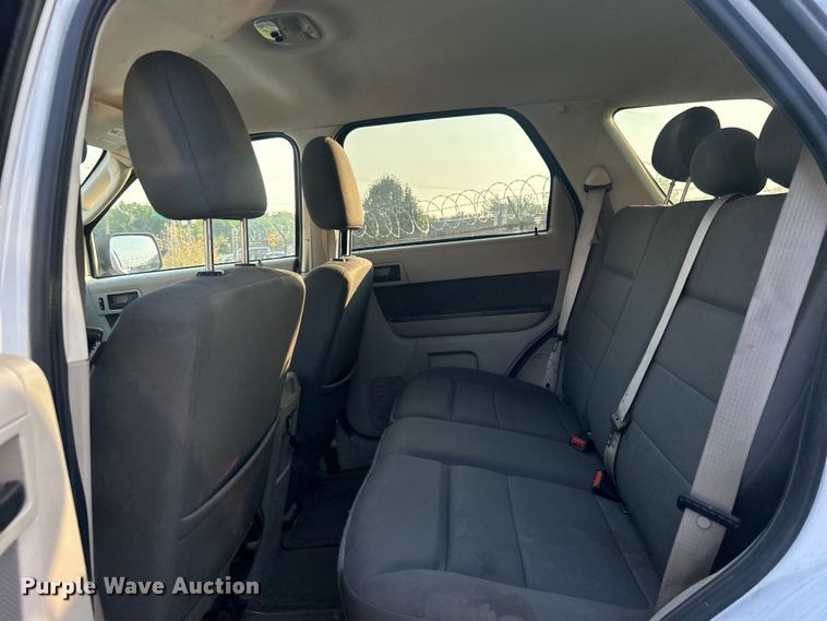 image for item EG0535 2009 Ford Escape Hybrid SUV