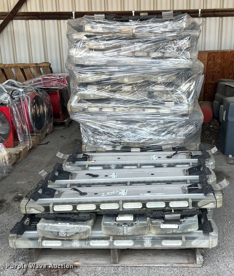 image for item EG0540 Approximately 70 Whelen lightbars