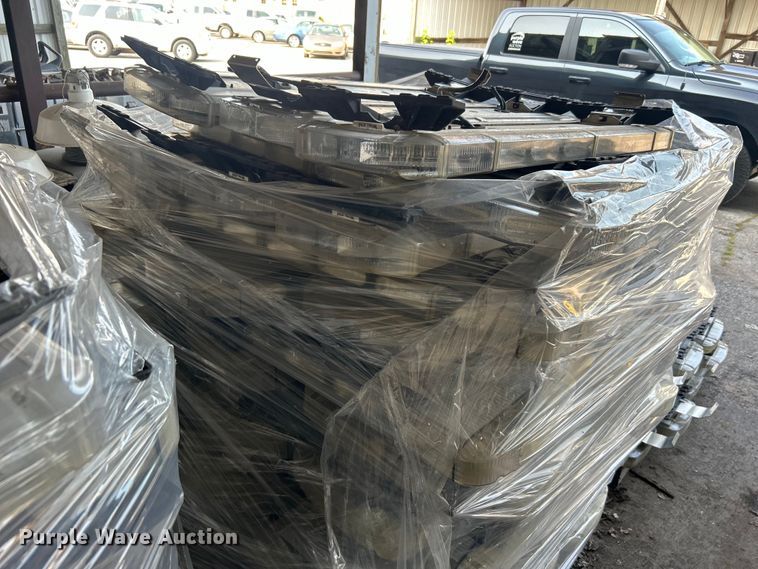 image for item EG0540 Approximately 70 Whelen lightbars