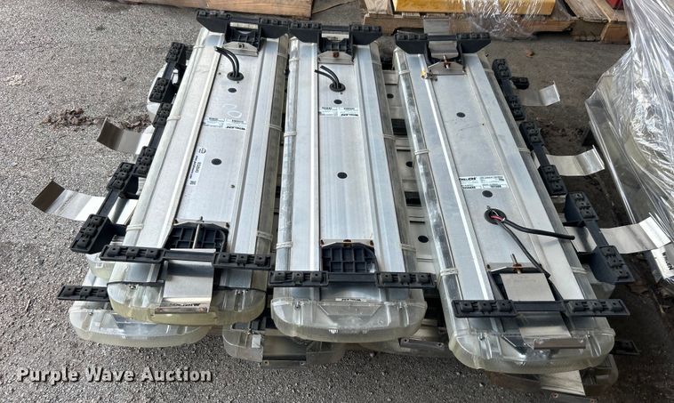 image for item EG0540 Approximately 70 Whelen lightbars