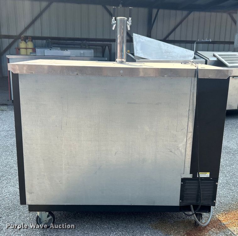 image for item EG0541 Beverage-Air DD50&nbsp;Wide Dual Tap Black beer dispenser 