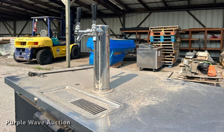 image for item EG0541 Beverage-Air DD50&nbsp;Wide Dual Tap Black beer dispenser 