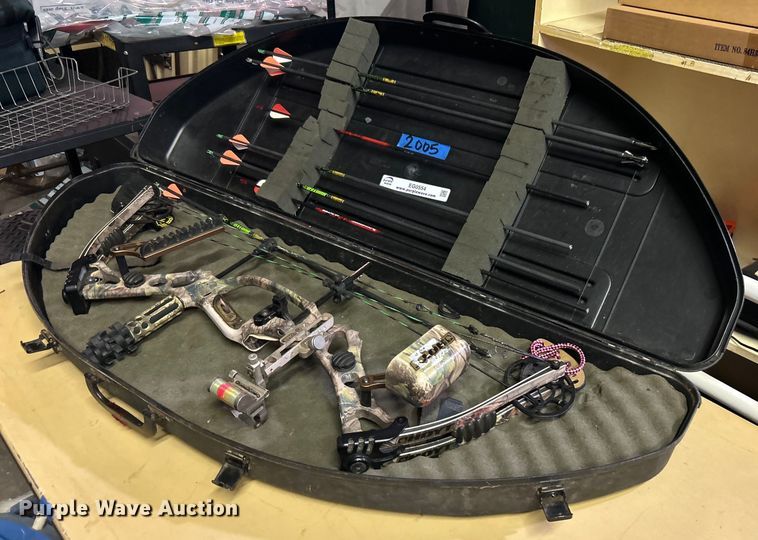 image for item EG0554 Hoyt compound bow