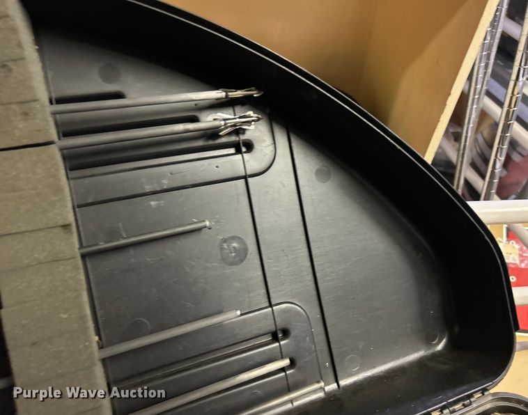 image for item EG0554 Hoyt compound bow