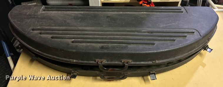 image for item EG0554 Hoyt compound bow