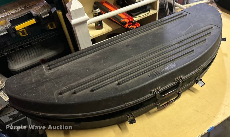 image for item EG0554 Hoyt compound bow