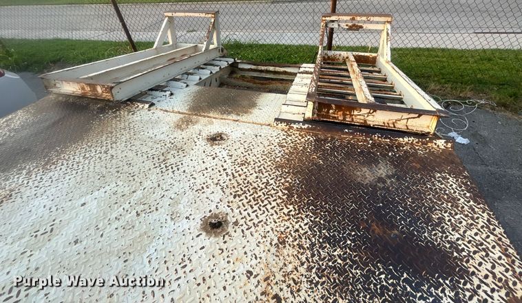 image for item EG0556 2014 Holden 30K equipment trailer