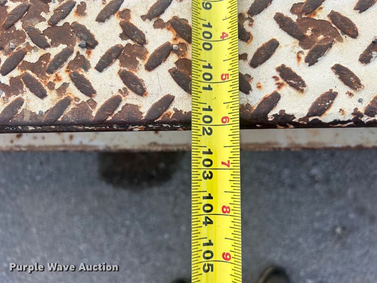 image for item EG0556 2014 Holden 30K equipment trailer