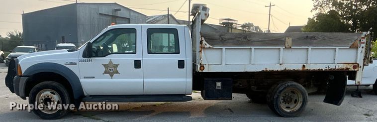 image for item EG0557 2006 Ford F450 Super Duty Crew Cab dump flatbed truck