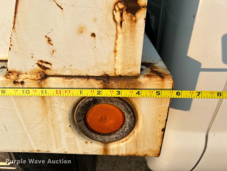 image for item EG0557 2006 Ford F450 Super Duty Crew Cab dump flatbed truck