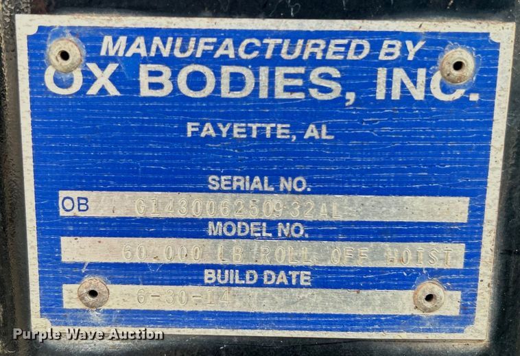 image for item EG0559 2015 Mack Granite GU533 roll-off container truck