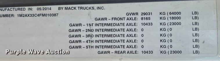 image for item EG0559 2015 Mack Granite GU533 roll-off container truck