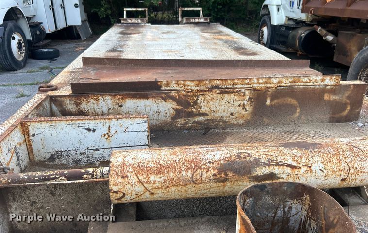 image for item EG0560 2014 Holden 30K equipment trailer