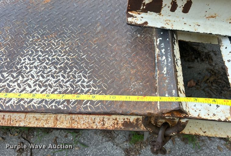 image for item EG0560 2014 Holden 30K equipment trailer