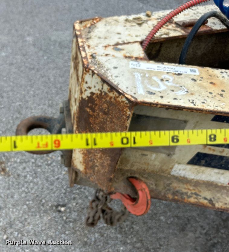 image for item EG0560 2014 Holden 30K equipment trailer