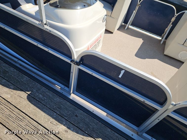 image for item EI3973 2016 Play Craft Clipper 2400 pontoon boat